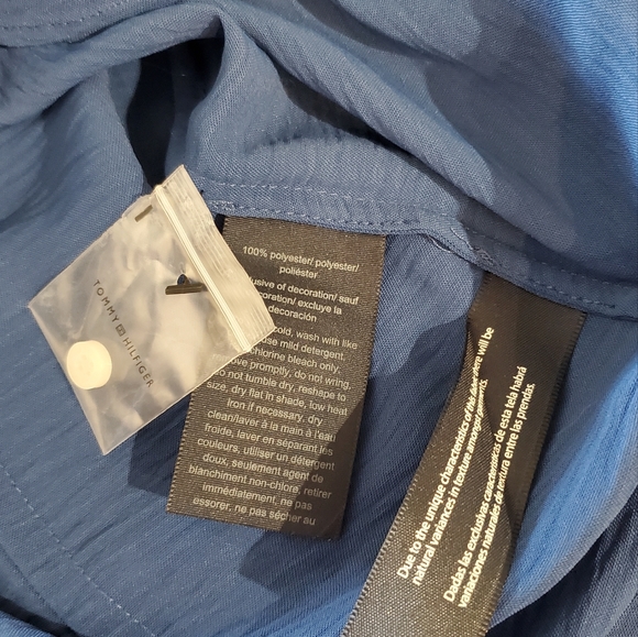 Women's Tommy Hilfiger Button Down - Picture 6 of 7